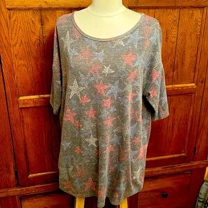 LULAROE Patriotic❤️🤍💙STARS TOP Gray Base🇺🇸Red White & Blue STARS Small⭐️USA Flag